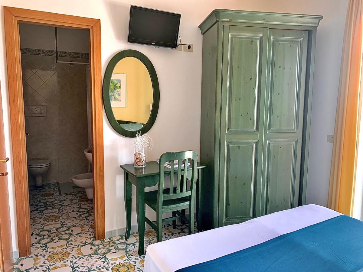 Resort Villa Flavio Casamicciola Terme Exteriör bild