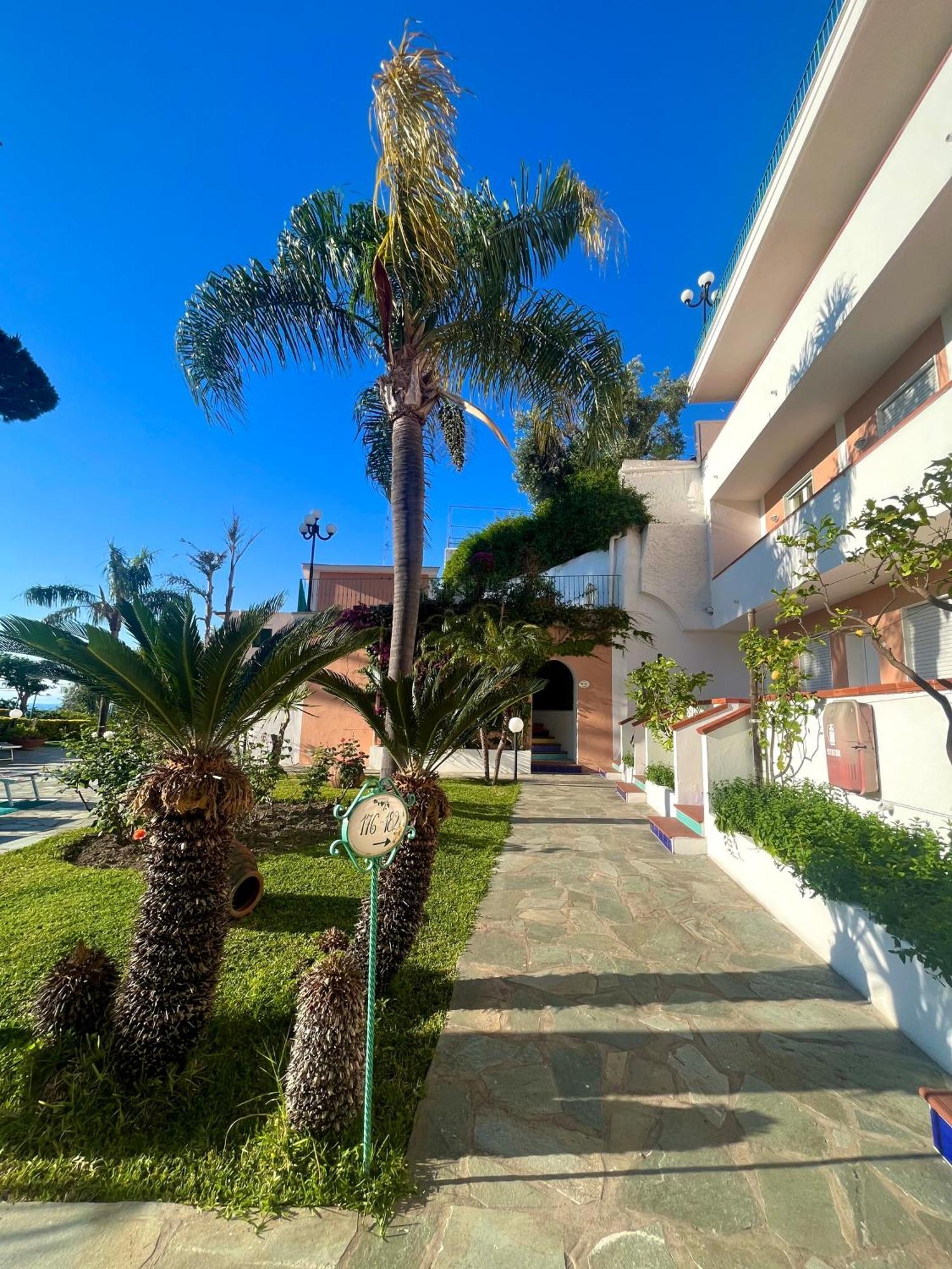 Resort Villa Flavio Casamicciola Terme Exteriör bild